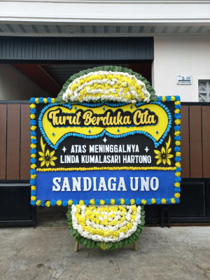 Papan Bunga Duka di Sekayam